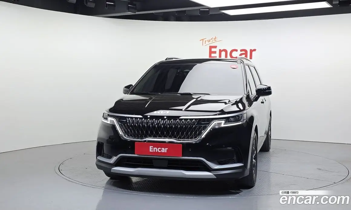 Kia Carnival 2023 3.5 автомат (гидро), фото 3 Kia Carnival 2023 3.5 автомат (гидро), фото 3
