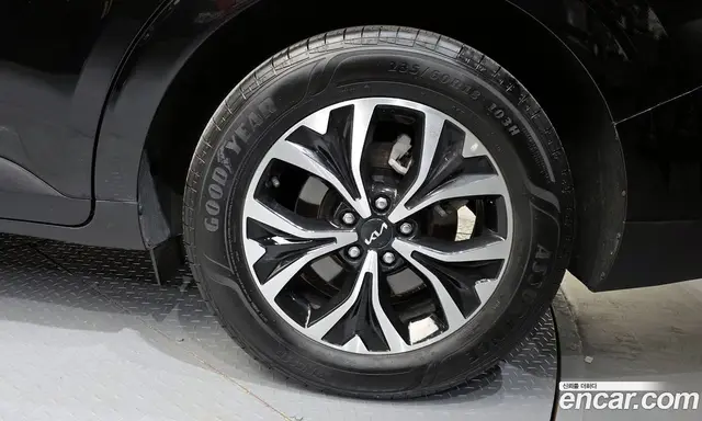 Kia Carnival 2023 3.5 автомат (гидро), миниатюра 7 Kia Carnival 2023 3.5 автомат (гидро), миниатюра 7