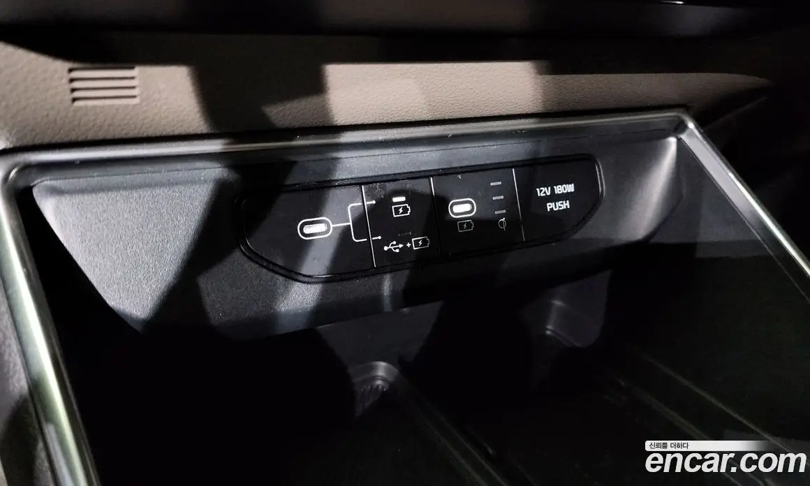 Kia Carnival 2024 2.2 автомат (гидро), фото 16