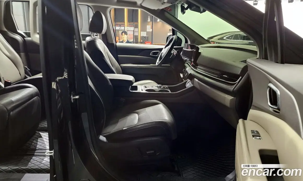 Kia Carnival 2024 2.2 автомат (гидро), фото 17