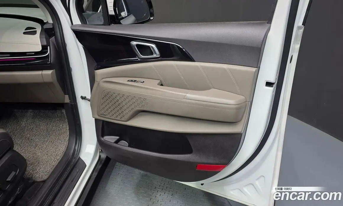 Kia Carnival 2024 3.5 автомат (гидро), фото 14