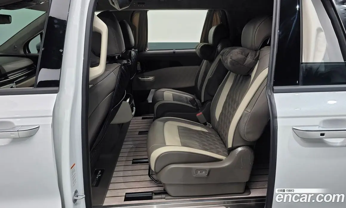 Kia Carnival 2024 3.5 автомат (гидро), фото 15