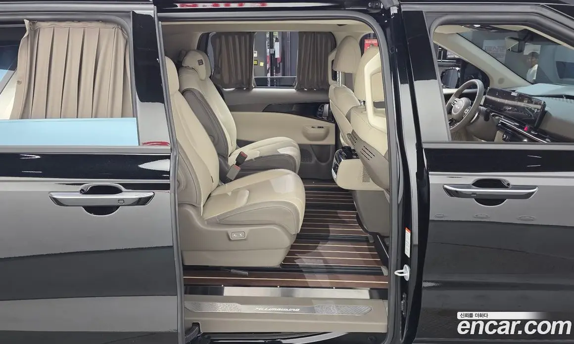 Kia Carnival 2024 1.6 автомат (гидро), фото 17