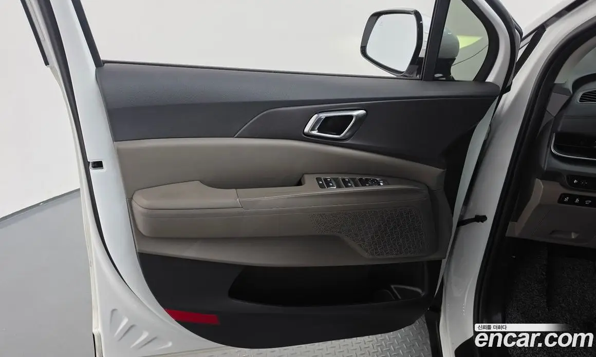 Kia Carnival 2024 2.2 автомат (гидро), фото 14