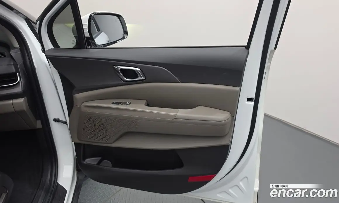 Kia Carnival 2024 2.2 автомат (гидро), фото 15