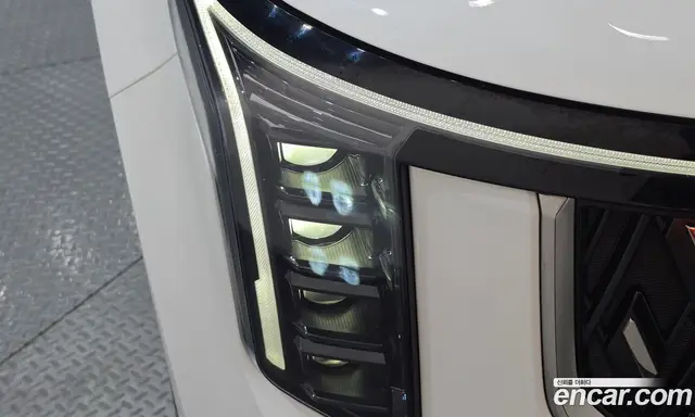 Kia Carnival 2024 2.2 автомат (гидро), миниатюра 8