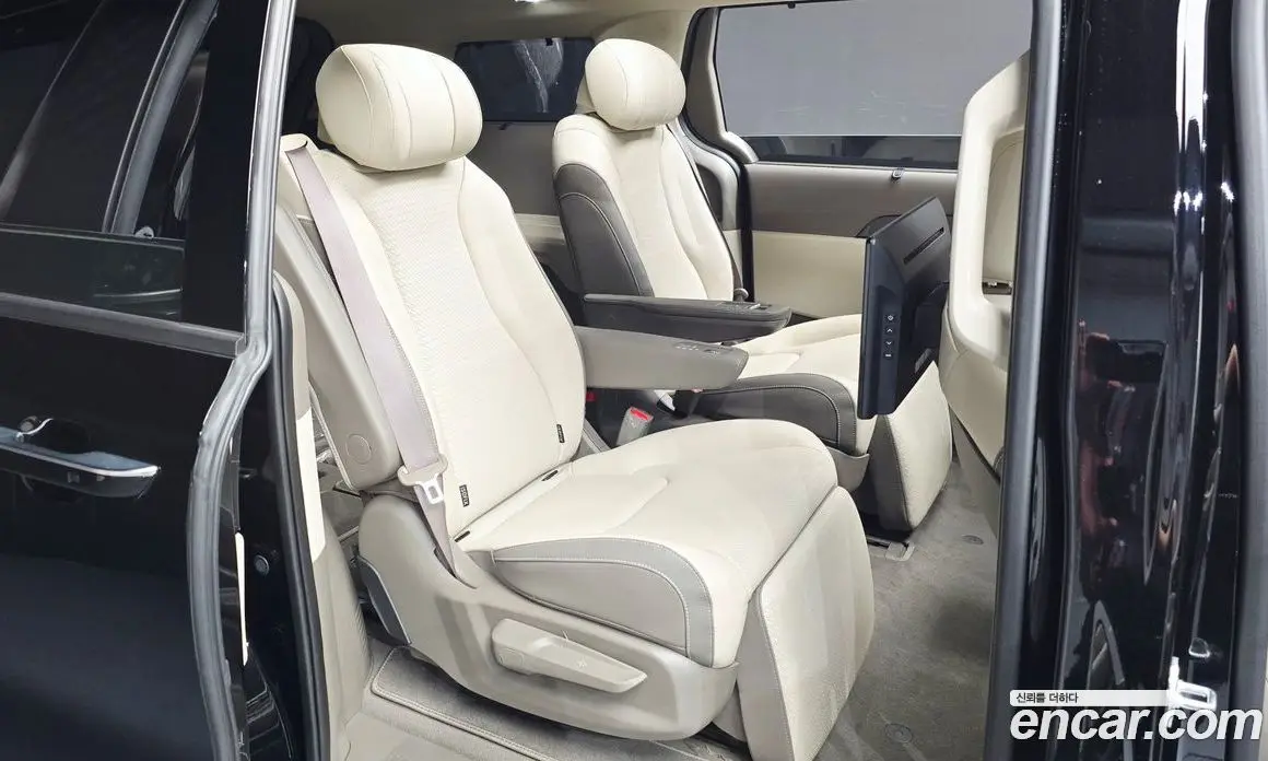 Kia Carnival 2025 3.5 автомат (гидро), фото 16 Kia Carnival 2025 3.5 автомат (гидро), фото 16