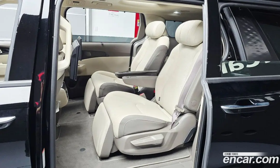 Kia Carnival 2025 3.5 автомат (гидро), фото 17 Kia Carnival 2025 3.5 автомат (гидро), фото 17