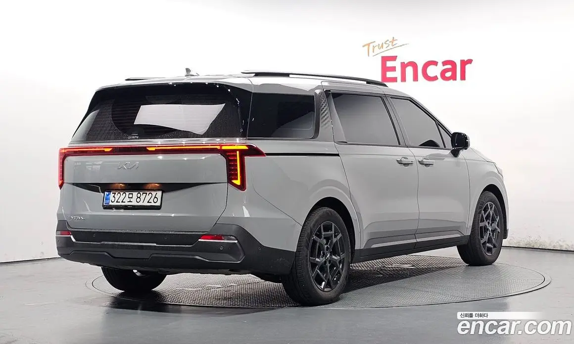 Kia Carnival 2025 2.2 автомат (гидро), фото 2 Kia Carnival 2025 2.2 автомат (гидро), фото 2