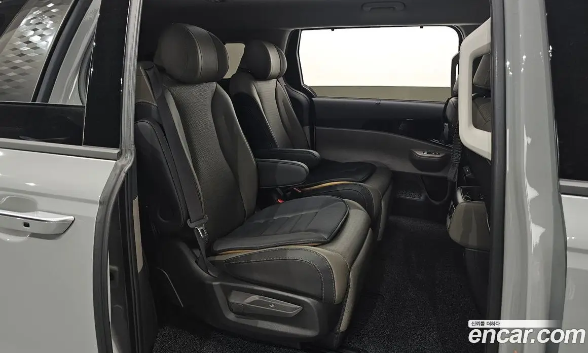 Kia Carnival 2025 2.2 автомат (гидро), фото 16 Kia Carnival 2025 2.2 автомат (гидро), фото 16