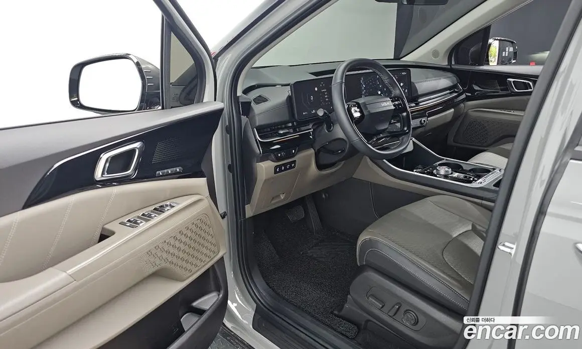 Kia Carnival 2025 2.2 автомат (гидро), фото 17 Kia Carnival 2025 2.2 автомат (гидро), фото 17