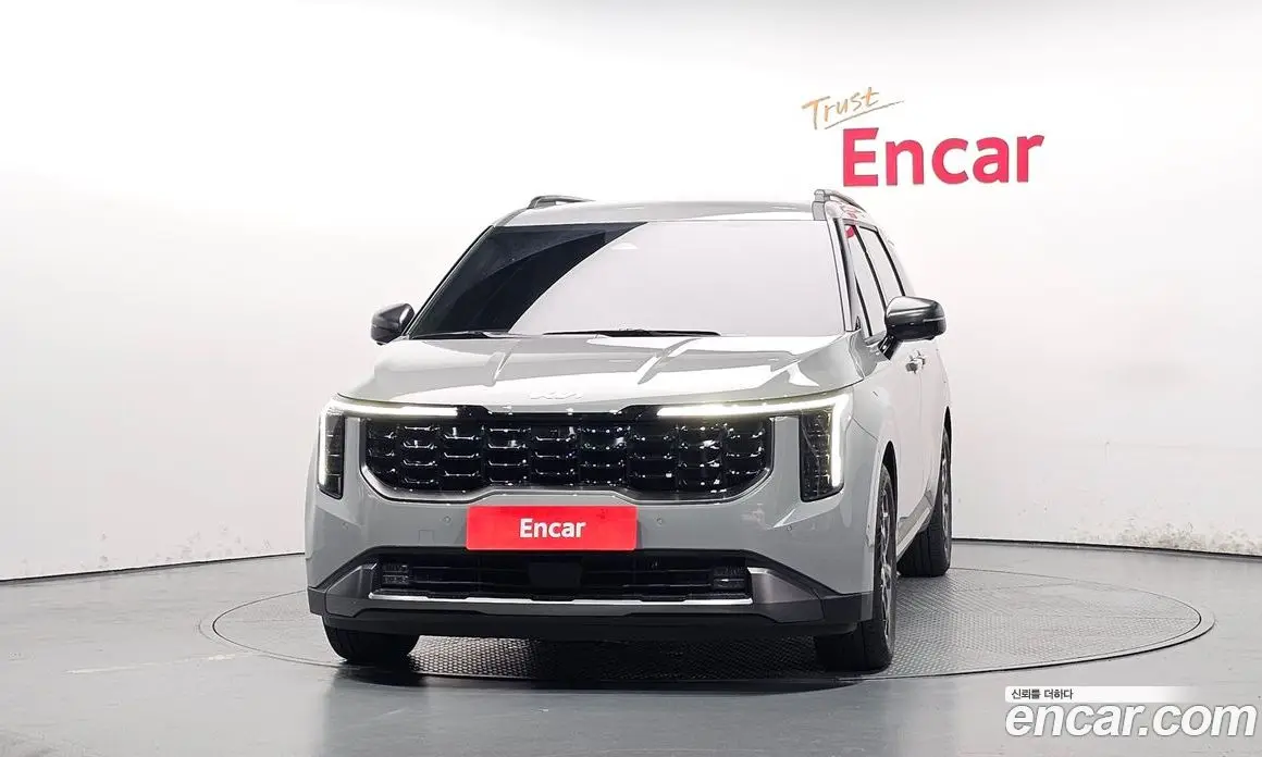 Kia Carnival 2025 2.2 автомат (гидро), фото 3 Kia Carnival 2025 2.2 автомат (гидро), фото 3