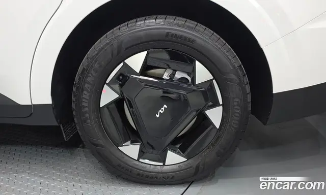 Kia Carnival 2026 1.6 автомат (гидро), миниатюра 5