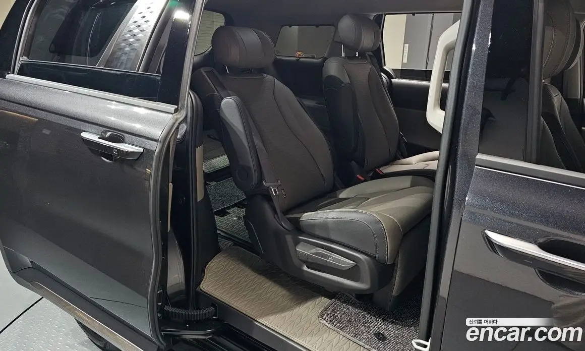 Kia Carnival 2026 3.5 автомат (гидро), фото 17 Kia Carnival 2026 3.5 автомат (гидро), фото 17