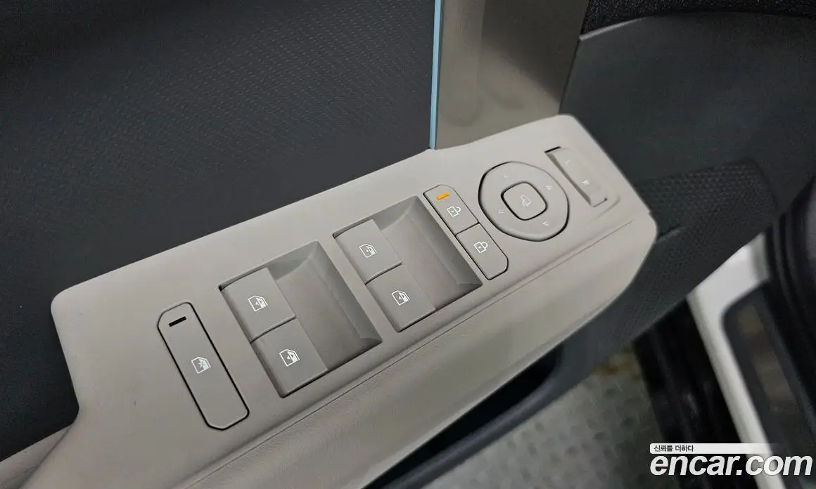 Kia EV3 2025 0.2 автомат (гидро), фото 17 Kia EV3 2025 0.2 автомат (гидро), фото 17