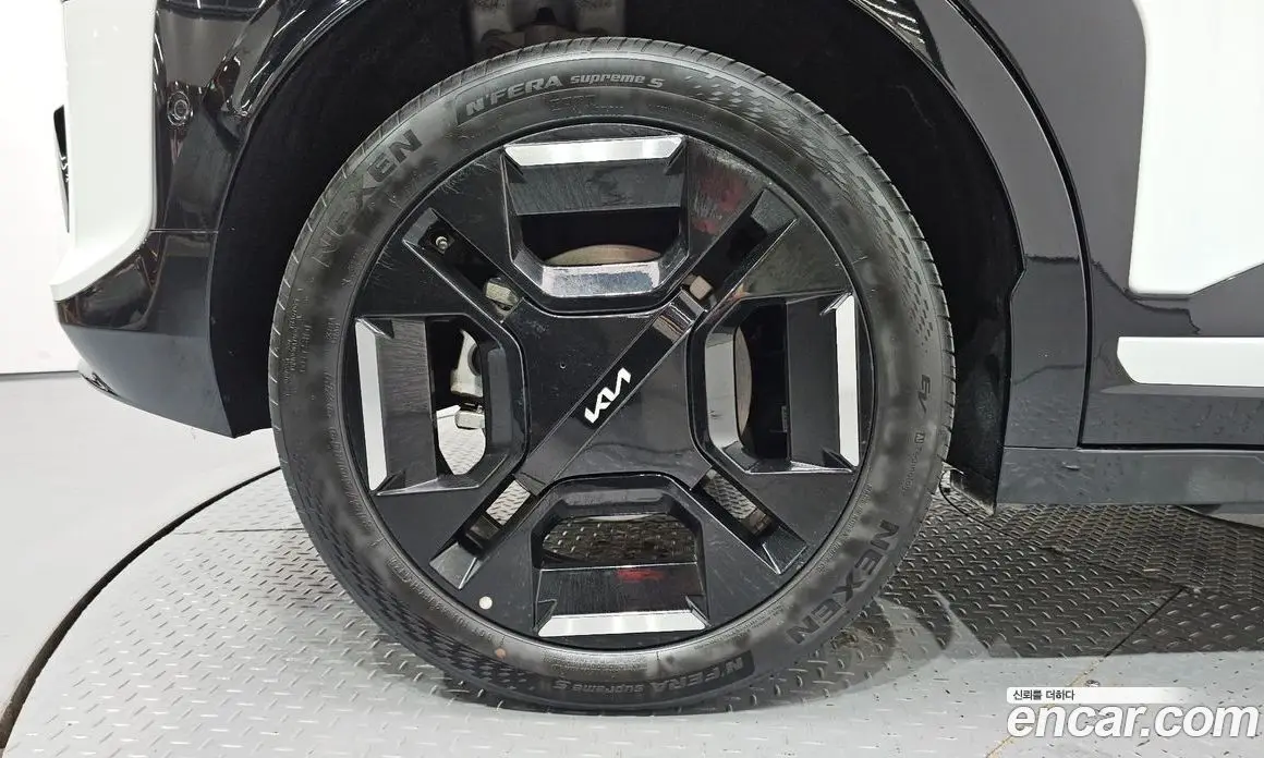 Kia EV3 2025 0.2 автомат (гидро), фото 5 Kia EV3 2025 0.2 автомат (гидро), фото 5