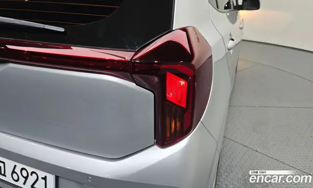 Kia Morning 2024 1.0 автомат (гидро), миниатюра 9