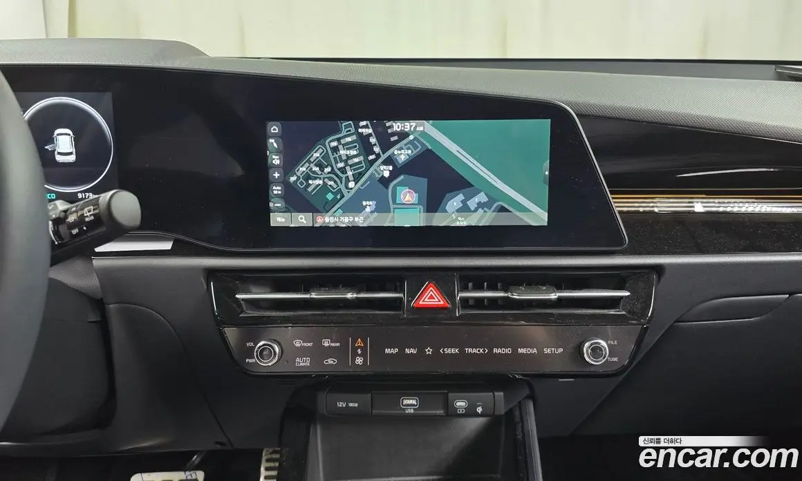 Kia Niro 2025 1.6 автомат (гидро), фото 20