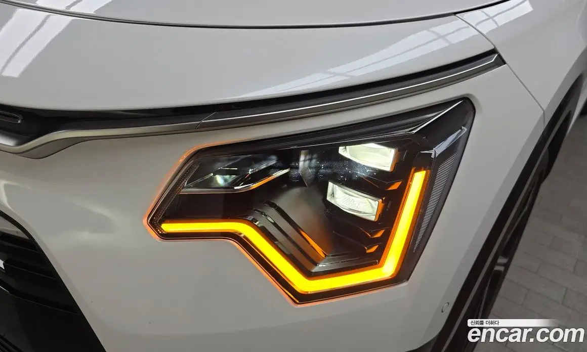 Kia Niro 2025 1.6 автомат (гидро), фото 8