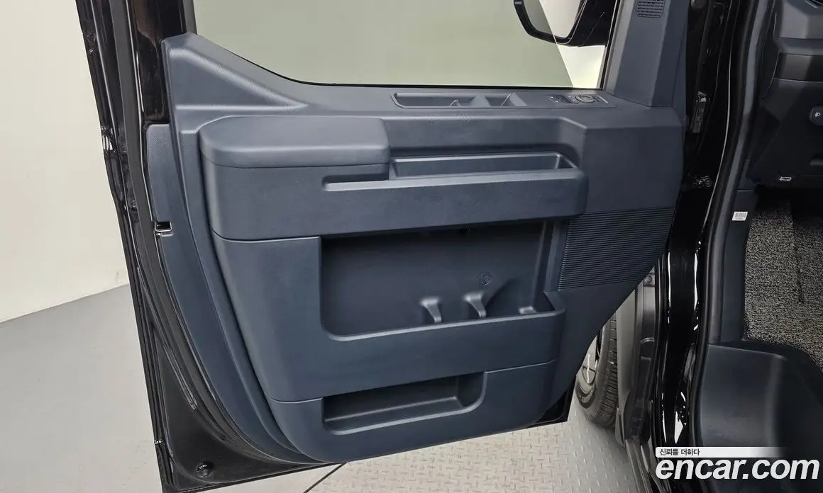 Kia PV5 2026 автомат (гидро), фото 14 Kia PV5 2026 автомат (гидро), фото 14