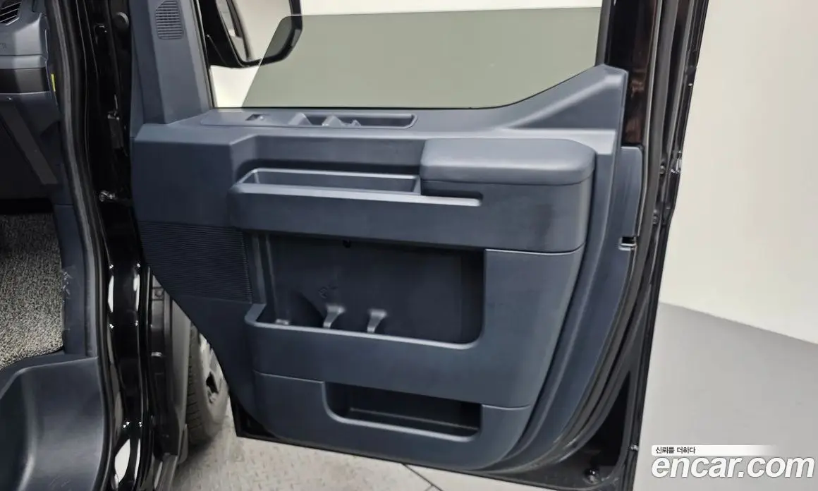 Kia PV5 2026 автомат (гидро), фото 15 Kia PV5 2026 автомат (гидро), фото 15