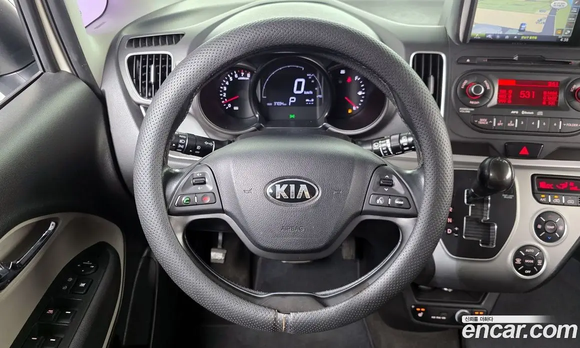 Kia Ray 2013 1.0 автомат (гидро), фото 19 Kia Ray 2013 1.0 автомат (гидро), фото 19