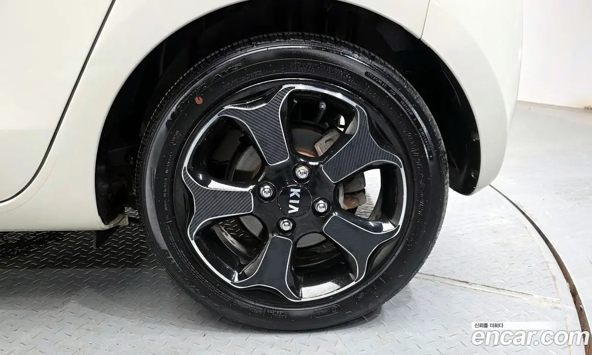 Kia Ray 2013 1.0 автомат (гидро), фото 7 Kia Ray 2013 1.0 автомат (гидро), фото 7