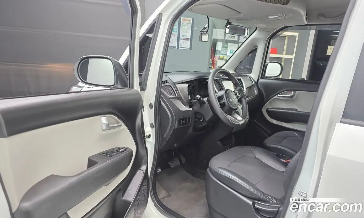 Kia Ray 2022 1.0 автомат (гидро), фото 13