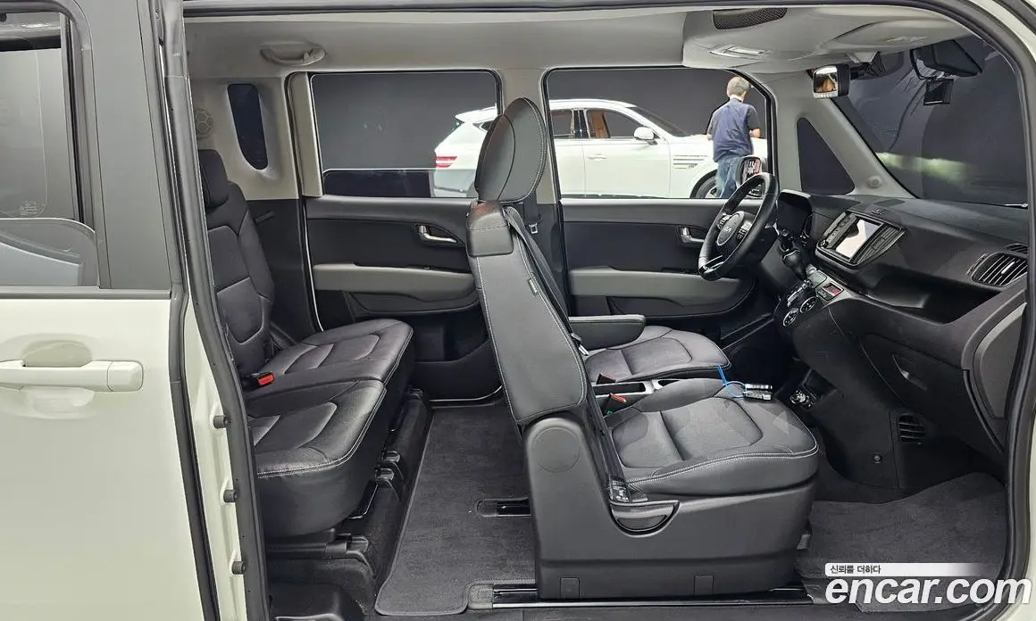 Kia Ray 2023 1.0 автомат (гидро), фото 16