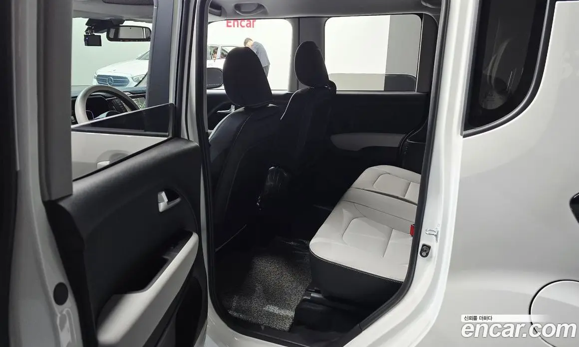 Kia Ray 2024 1.0 автомат (гидро), фото 17