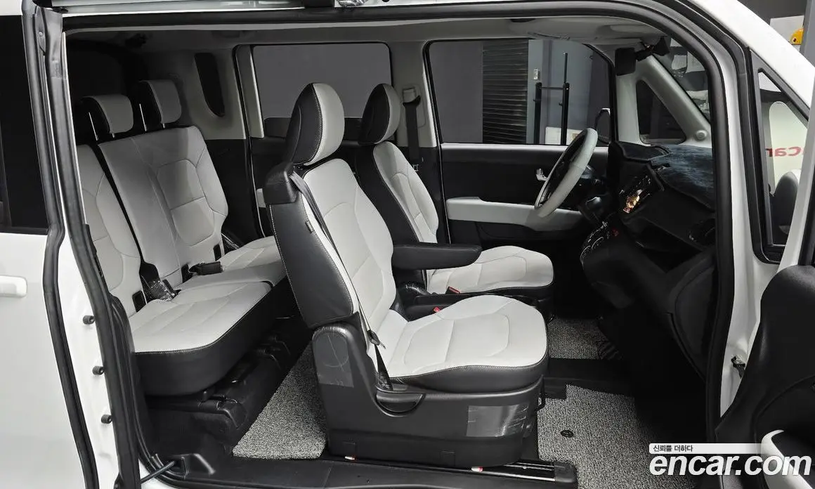 Kia Ray 2024 1.0 автомат (гидро), фото 18