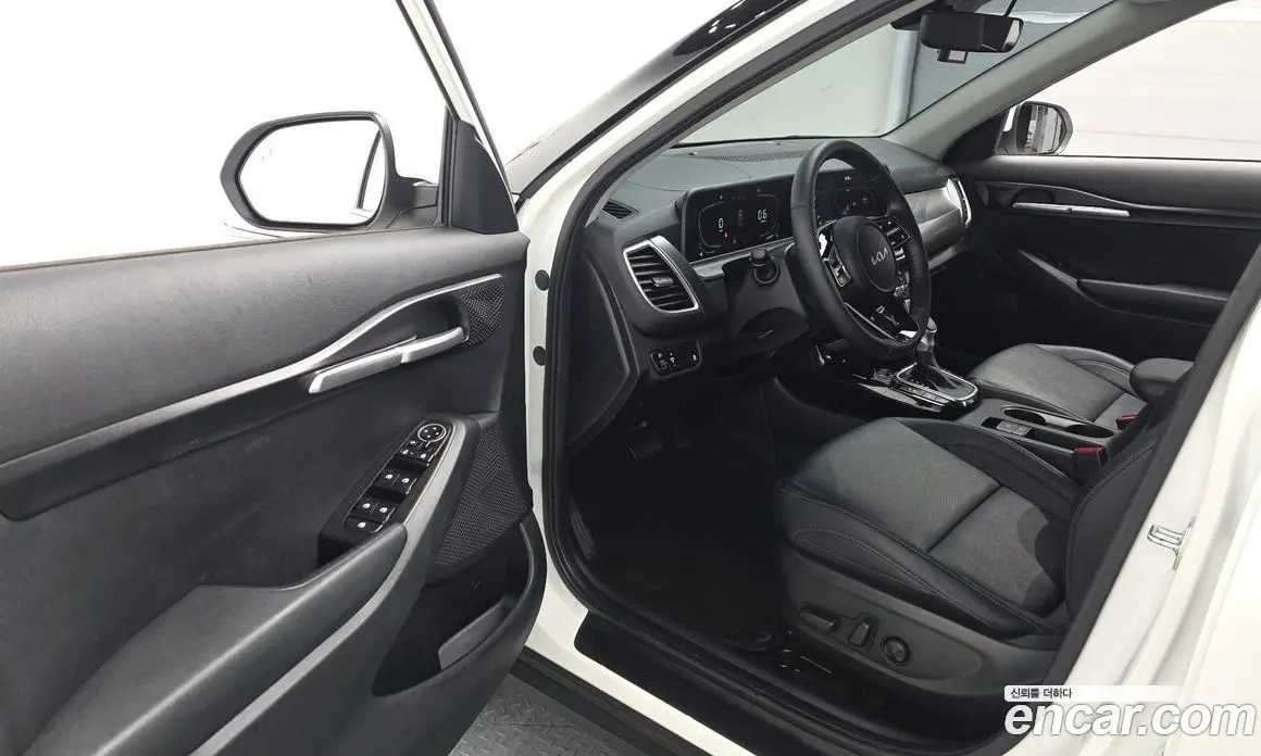 Kia Seltos 2023 2.0 автомат (гидро), фото 13 Kia Seltos 2023 2.0 автомат (гидро), фото 13