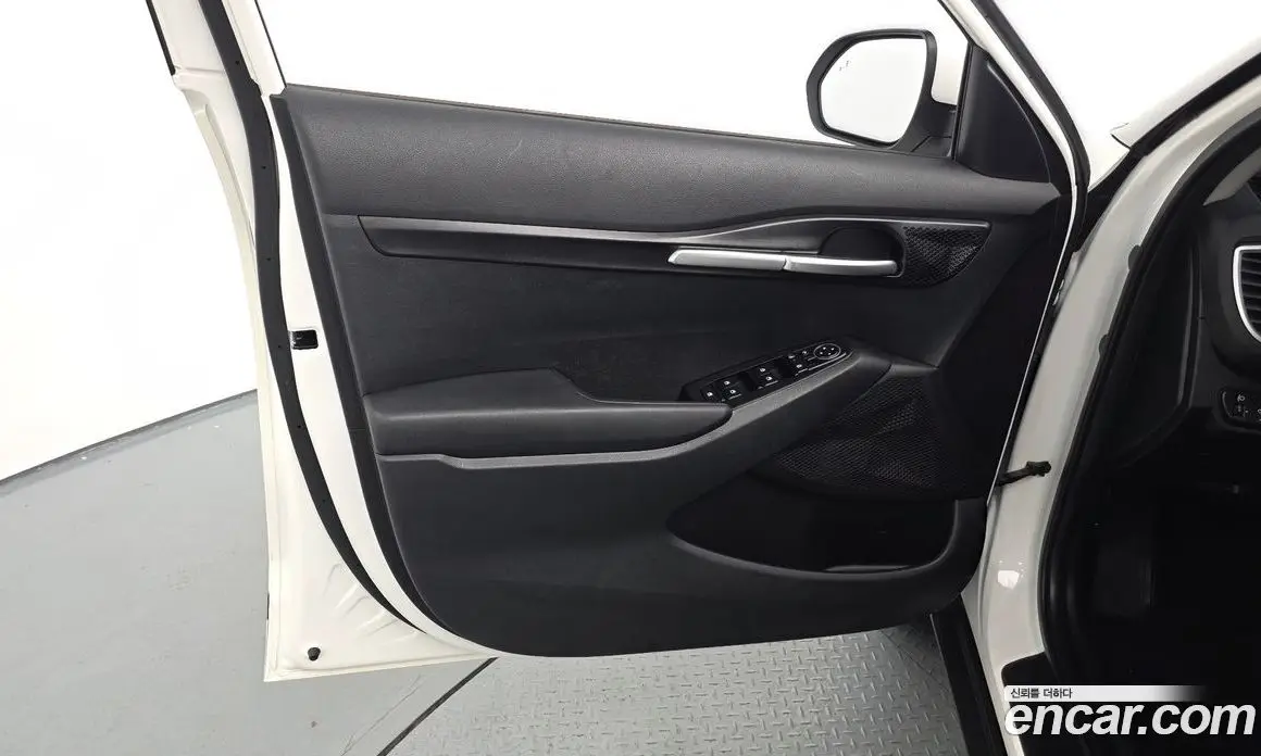 Kia Seltos 2023 2.0 автомат (гидро), фото 14 Kia Seltos 2023 2.0 автомат (гидро), фото 14