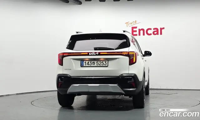Kia Seltos 2023 2.0 автомат (гидро), миниатюра 4 Kia Seltos 2023 2.0 автомат (гидро), миниатюра 4
