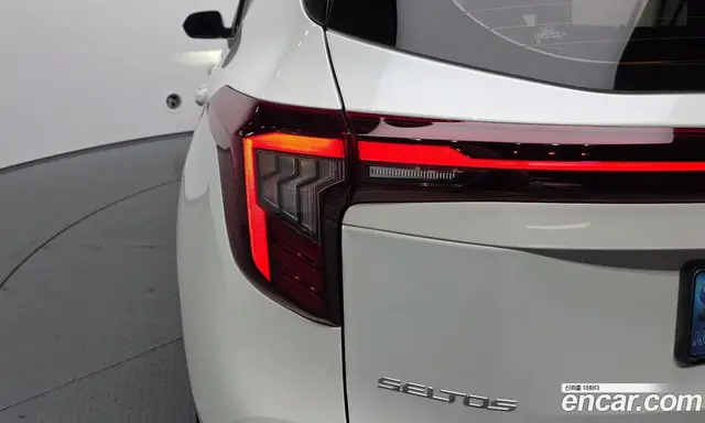 Kia Seltos 2023 2.0 автомат (гидро), миниатюра 9 Kia Seltos 2023 2.0 автомат (гидро), миниатюра 9