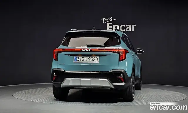 Kia Seltos 2023 1.6 автомат (гидро), миниатюра 4 Kia Seltos 2023 1.6 автомат (гидро), миниатюра 4
