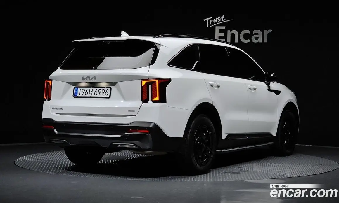 Kia Sorento 2023 1.6 автомат (гидро), фото 1 Kia Sorento 2023 1.6 автомат (гидро), фото 1