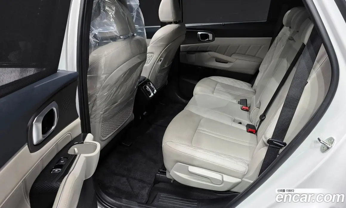 Kia Sorento 2023 1.6 автомат (гидро), фото 17 Kia Sorento 2023 1.6 автомат (гидро), фото 17