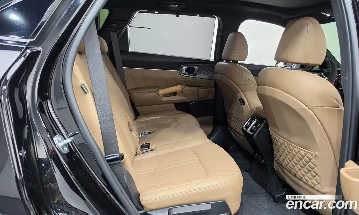 Kia Sorento 2024 2.5 автомат (гидро), фото 17 Kia Sorento 2024 2.5 автомат (гидро), фото 17