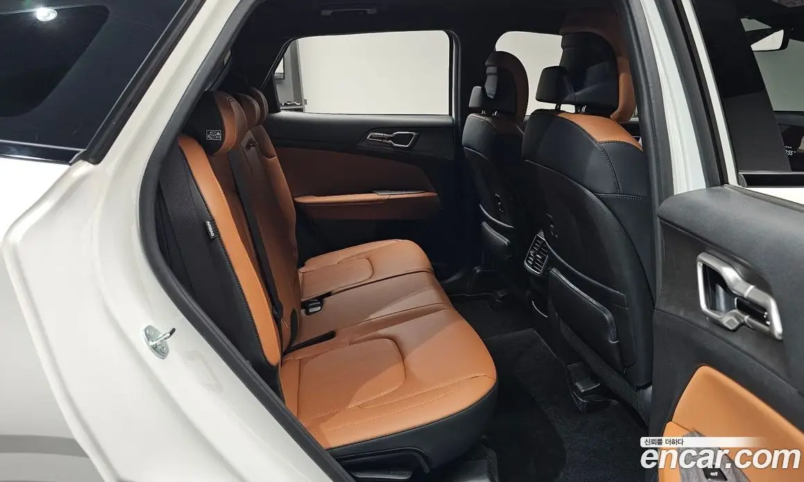 Kia Sportage 2024 1.6 автомат (гидро), фото 17 Kia Sportage 2024 1.6 автомат (гидро), фото 17