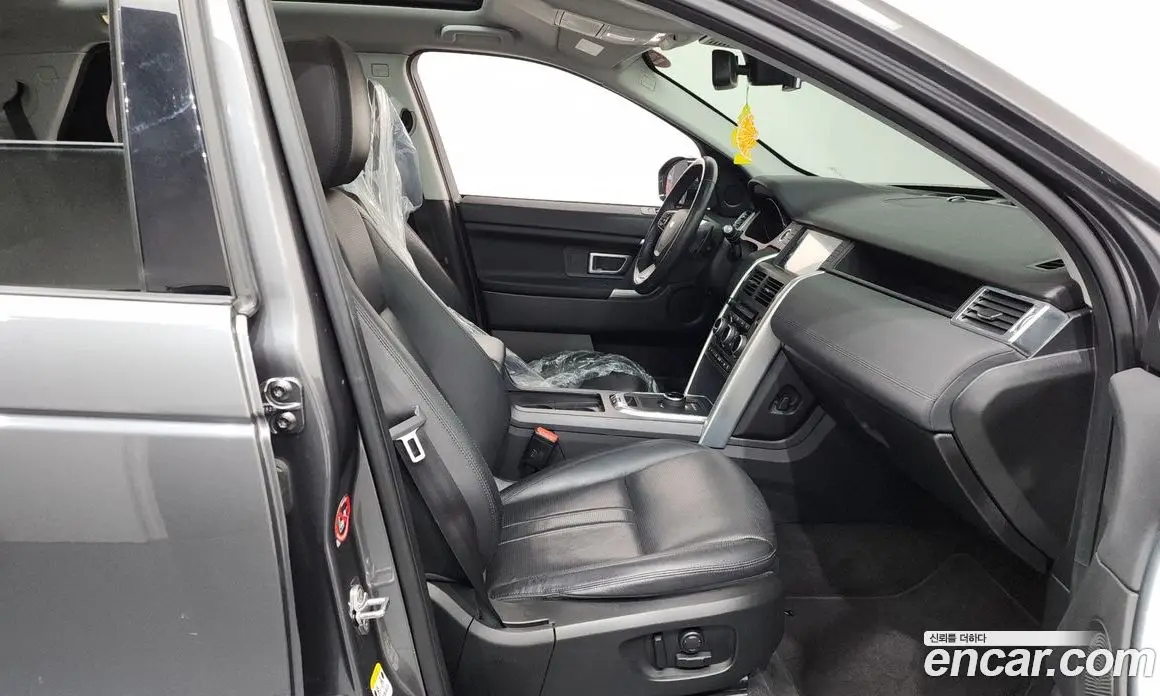Land Rover Discovery Sport 2017 2.0 автомат (гидро), фото 17 Land Rover Discovery Sport 2017 2.0 автомат (гидро), фото 17