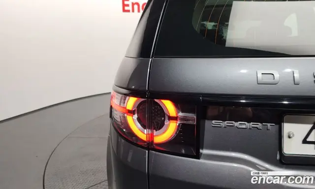 Land Rover Discovery Sport 2017 2.0 автомат (гидро), миниатюра 9 Land Rover Discovery Sport 2017 2.0 автомат (гидро), миниатюра 9