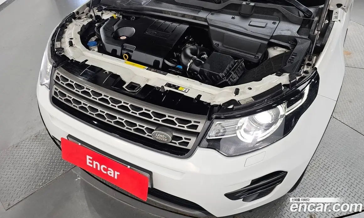 Land Rover Discovery Sport 2017 2.0 автомат (гидро), фото 6