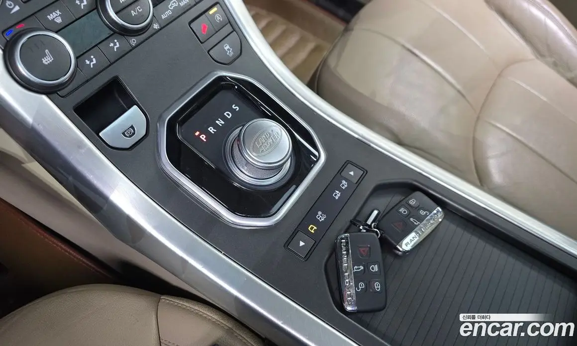 Land Rover Range Rover Evoque 2016 2.0 автомат (гидро), фото 11