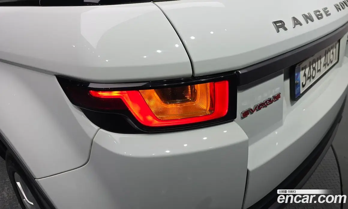 Land Rover Range Rover Evoque 2016 2.0 автомат (гидро), фото 8