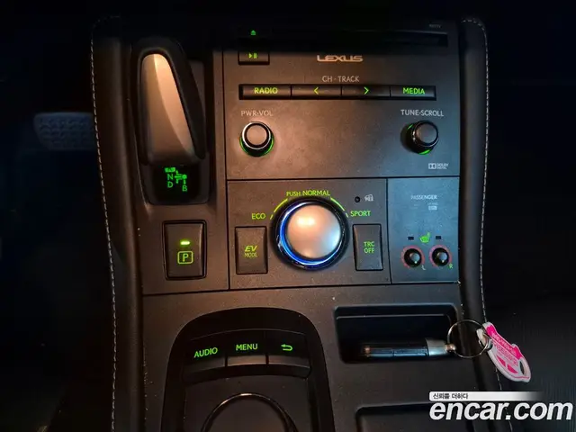 Lexus CT200h 2017 1.8 автомат (гидро), миниатюра 12
