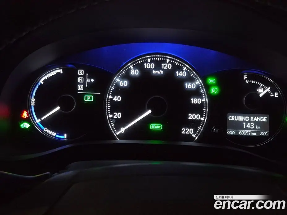 Lexus CT200h 2017 1.8 автомат (гидро), фото 9