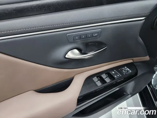 Lexus ES 2026 2.5 автомат (вариатор), миниатюра 12