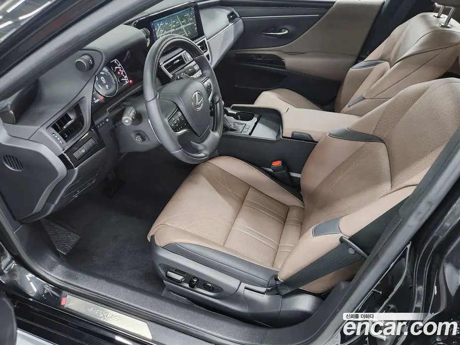 Lexus ES 2026 2.5 автомат (вариатор), фото 10 Lexus ES 2026 2.5 автомат (вариатор), фото 10