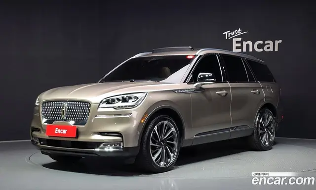 Lincoln Aviator, 2021, 39 130 км